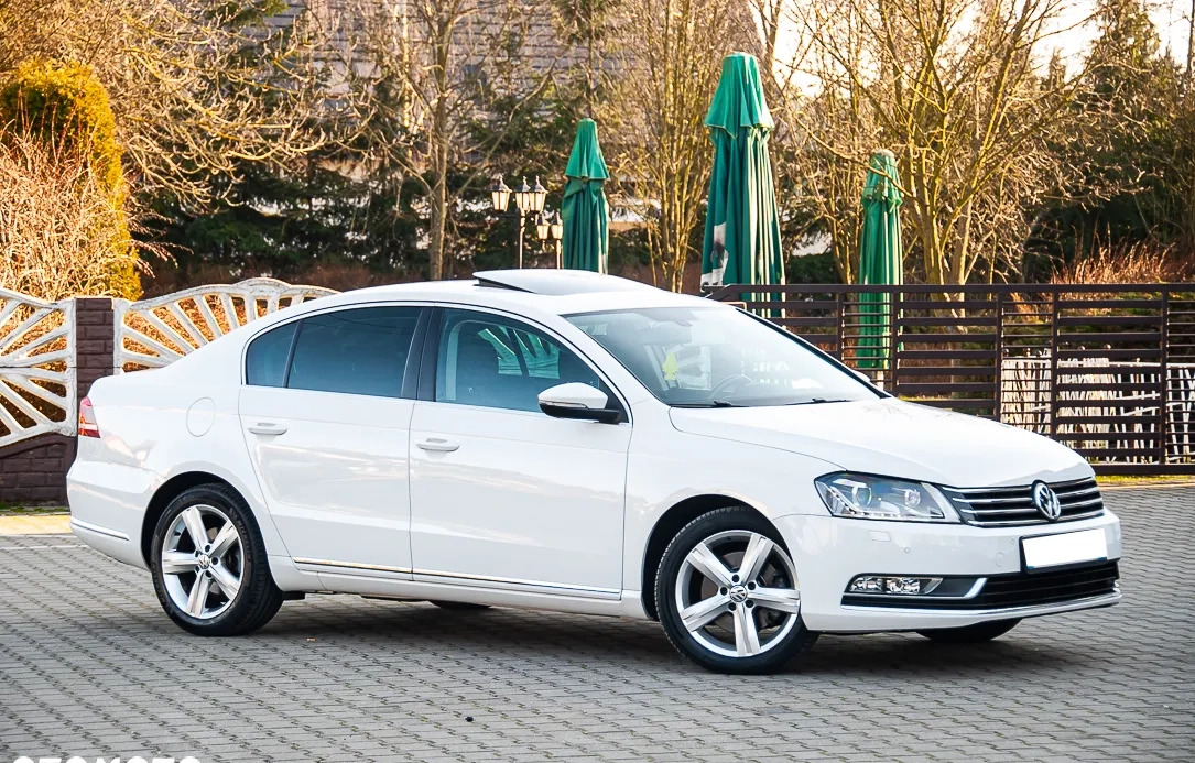 Volkswagen Passat cena 41900 przebieg: 225000, rok produkcji 2013 z Wyszków małe 742